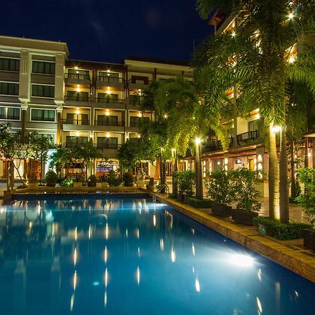 Royal Empire Premium Hotel Siem Reap Luaran gambar