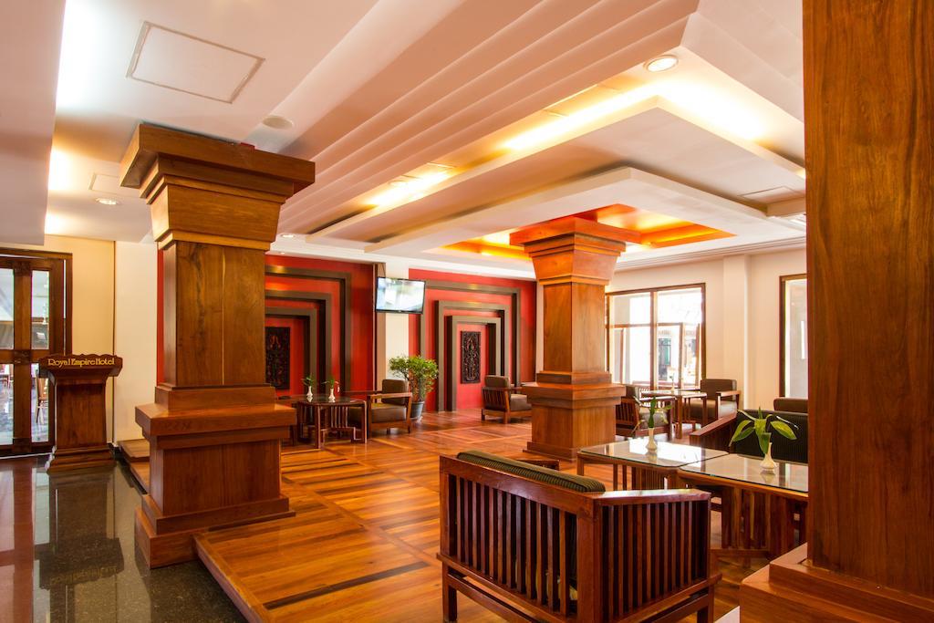 Royal Empire Premium Hotel Siem Reap Luaran gambar